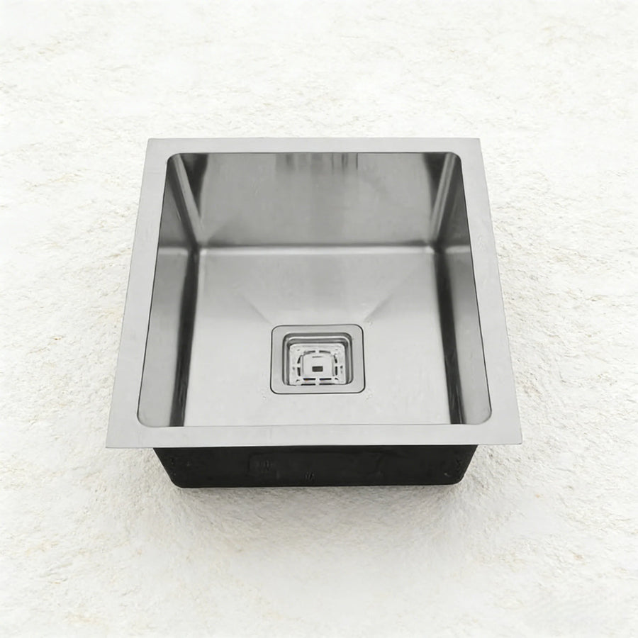 Seamless Metal Kitchen Basin