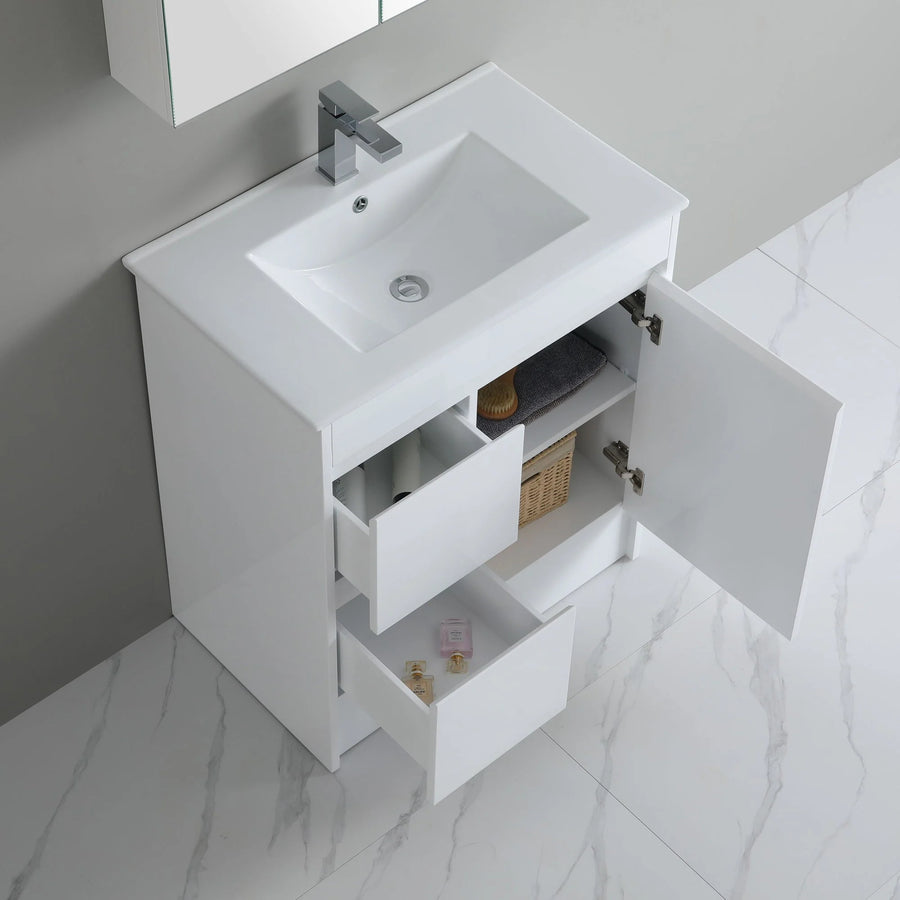 Polar Cabinet With Kickboard Built